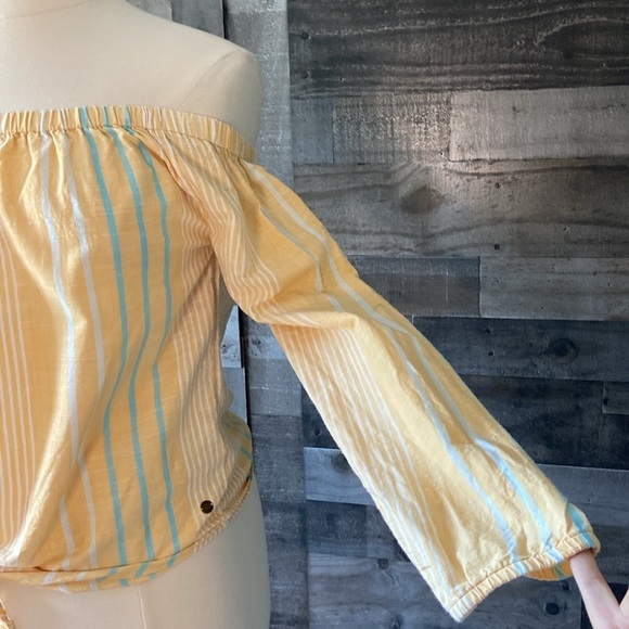 Roxy off the shoulder top medium pastel stripes beach California vacation surf - Picture 4 of 13